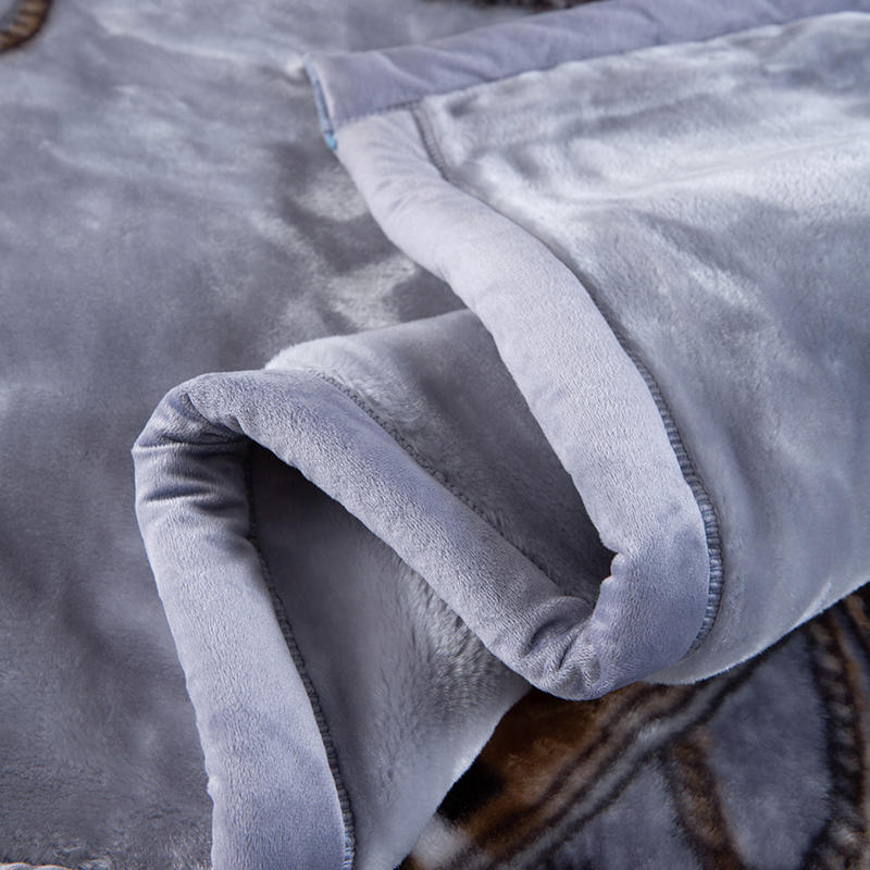 Bedding Blanket 2 Ply Fleece Plaid