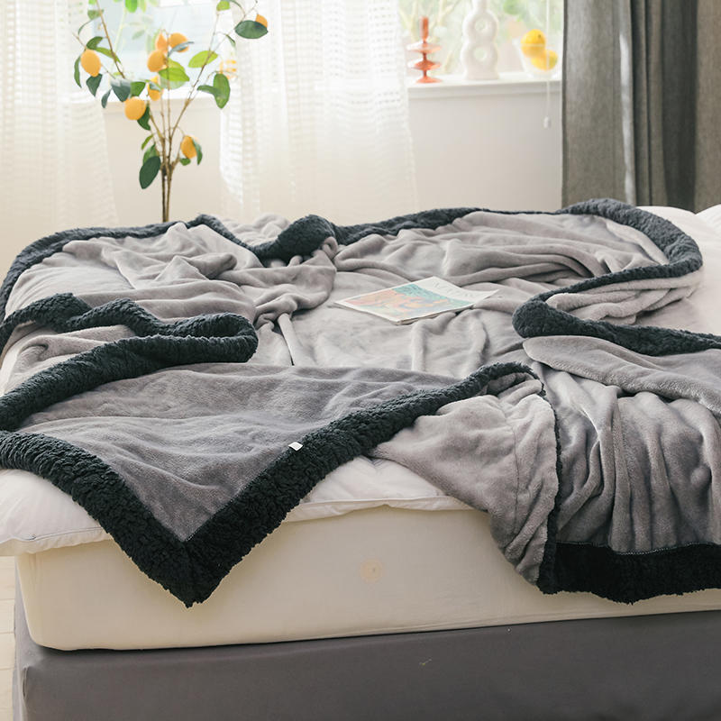 Light Grey&Black Polyester Blanket For Single Size