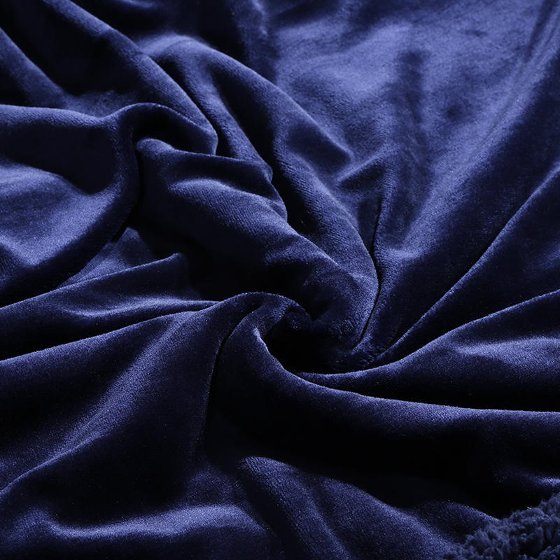 Throw Blanket 100% Polyester Thick