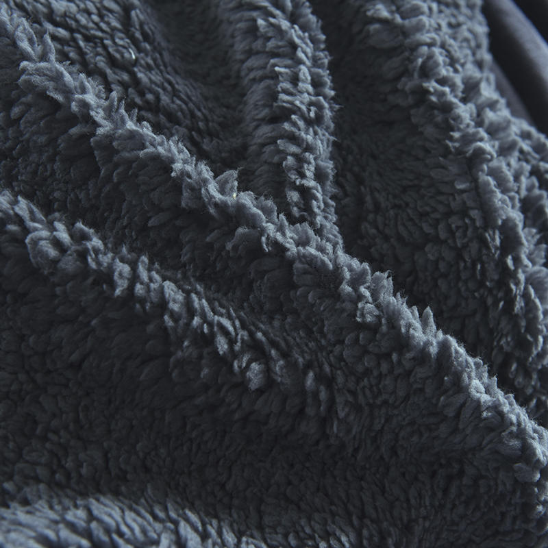 Warmth Retention Dark Gray Coral Blanket
