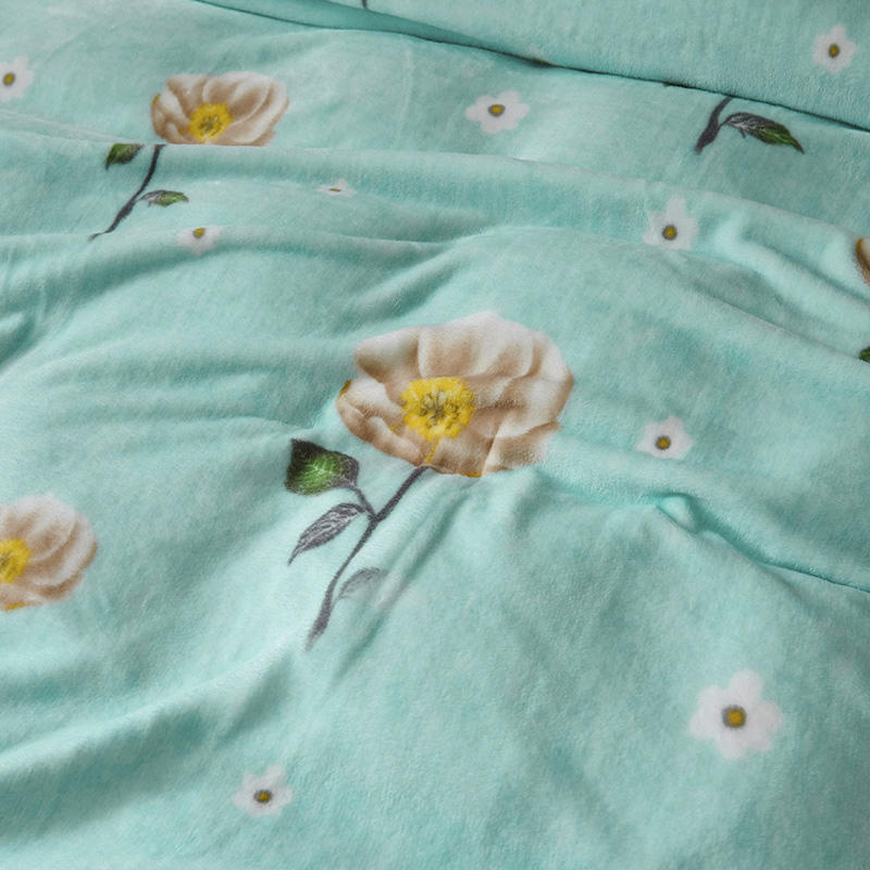 Green Print Floral Home Blanket Easy to Carry