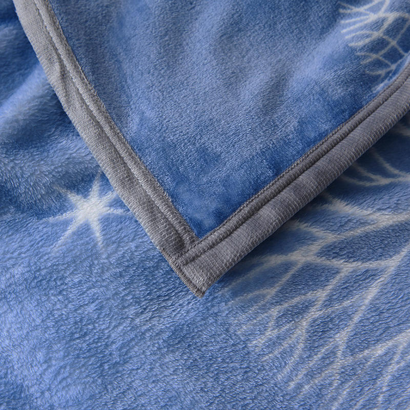 Lightweight Picnic Blanket 100% Polyester