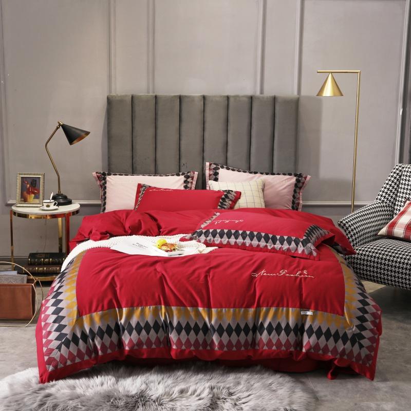 High Quality Comfortable Bedding Set