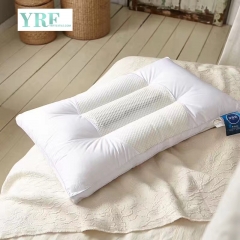 Algodão com travesseiros de compra branqueada