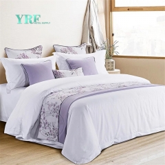 Cama Decorativa Do Hotel