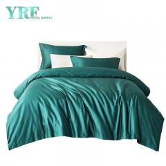 Green Hotel Bedding