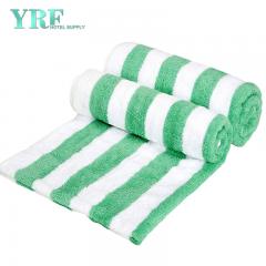 Grande fonte de toalhas de piscina grande