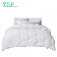 Inserção de edredão de hotel macio