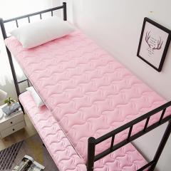 Cama de acampamento acolchoada quente